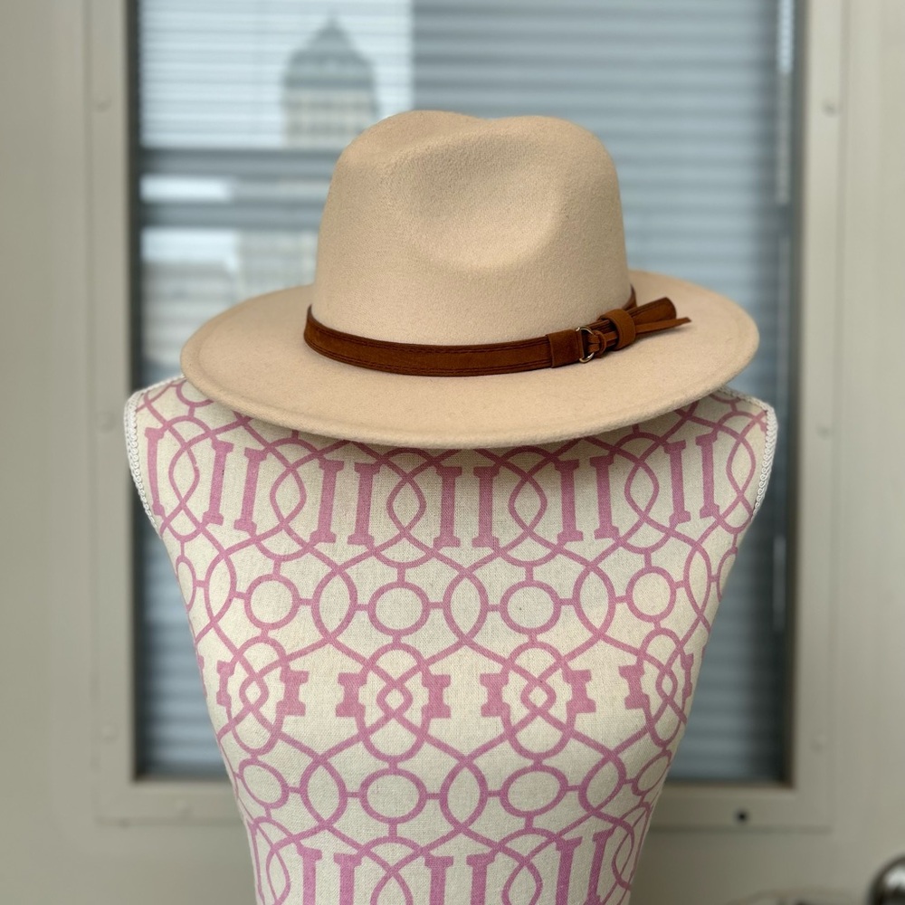 Spring / Summer Hat - Picture 4 of 4